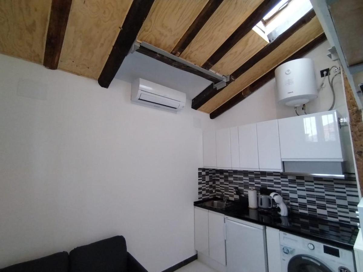 Estudio Con 2 Plantas - Puerta Del Sol Madrid Bagian luar foto